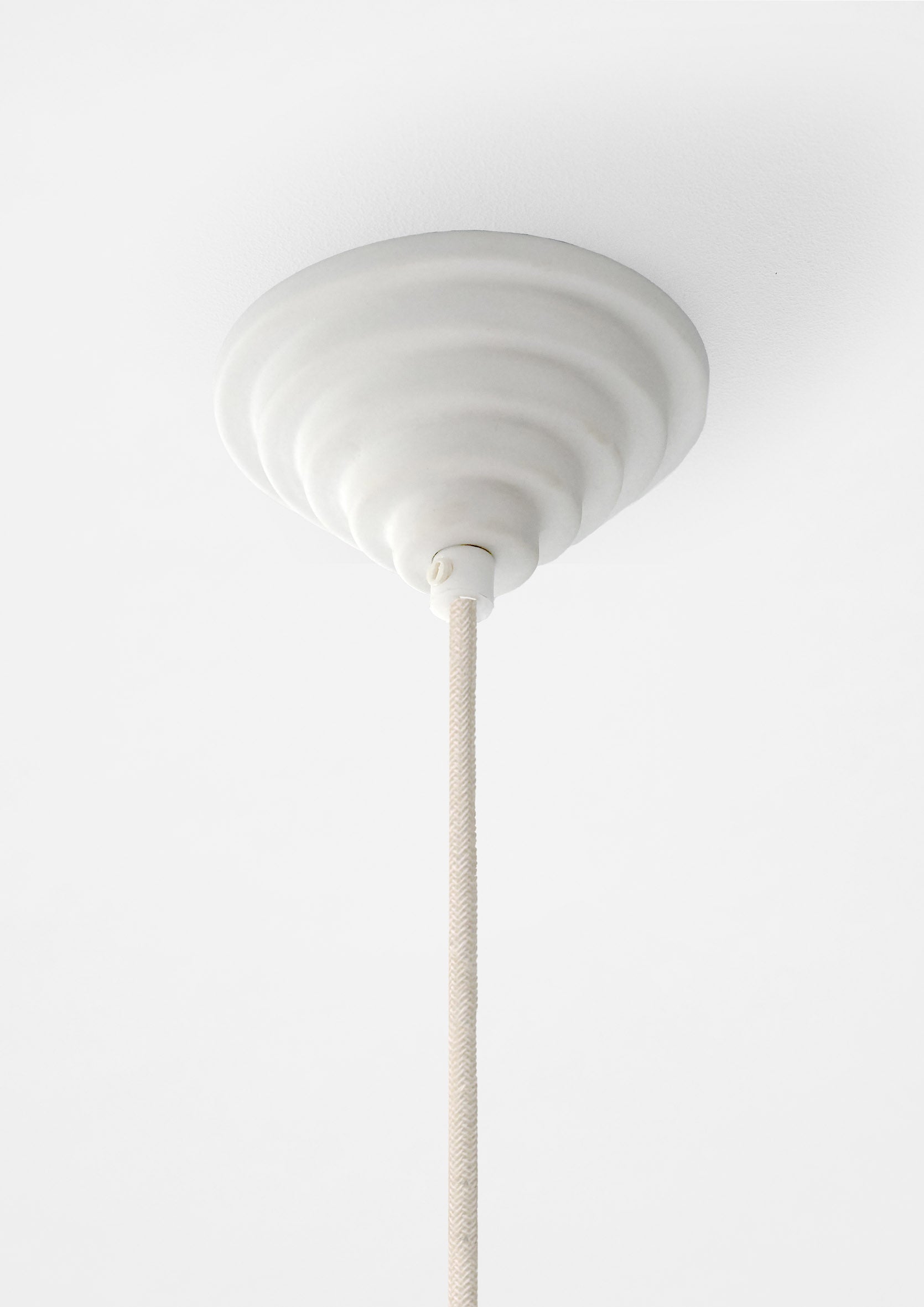 moebe.dk - Ceramic Ceiling Rose - Stairs