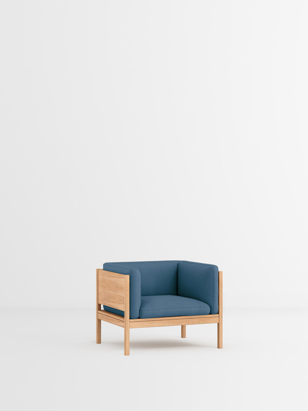 Lounge Chair – Field 2 - 733 – Oak