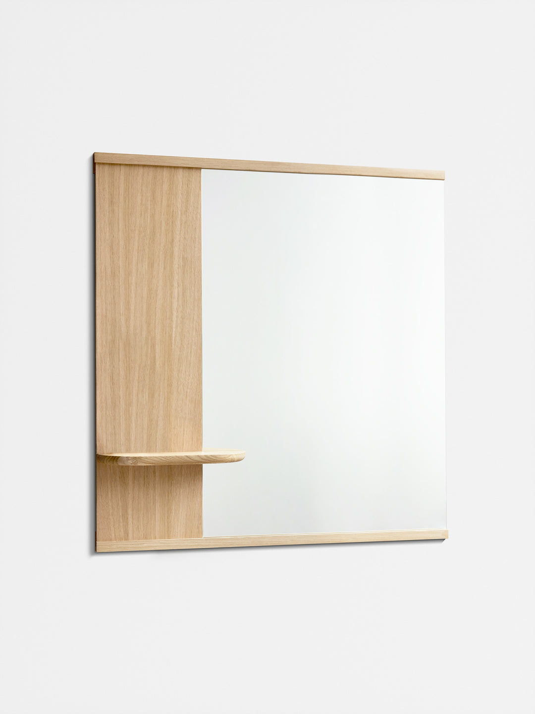 MOEBE - Mirror With A Shelf -
