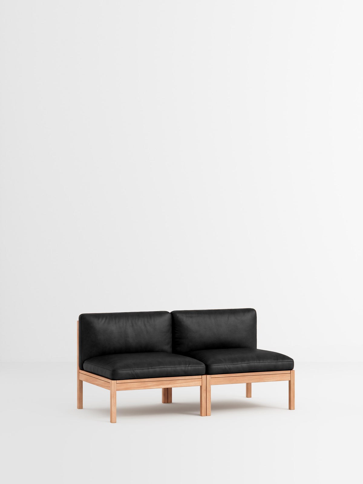 2 Seater Sofa – Leather – Black Leather – Oak
