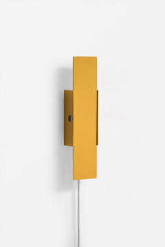 Pivoting Wall Lamp