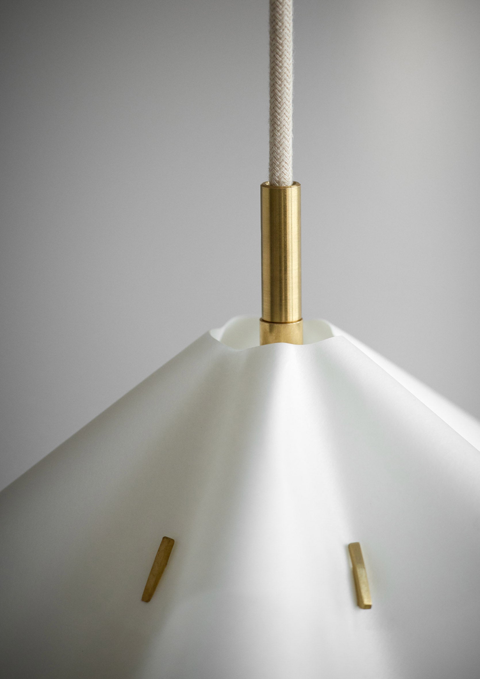 MOEBE - Sinuate Lamp -