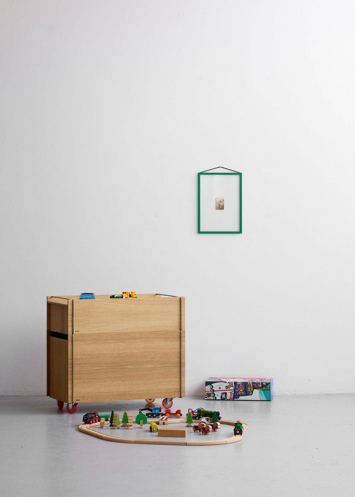 MOEBE - Storage Tower – Low -