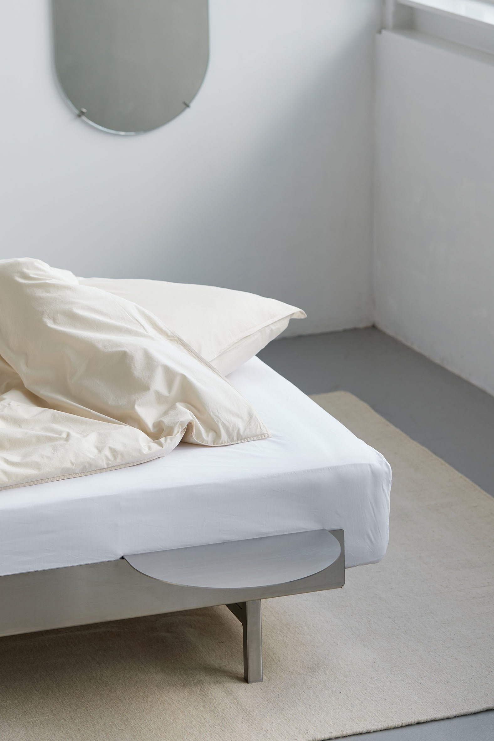 Bed Stainless Steel – Limited Edition