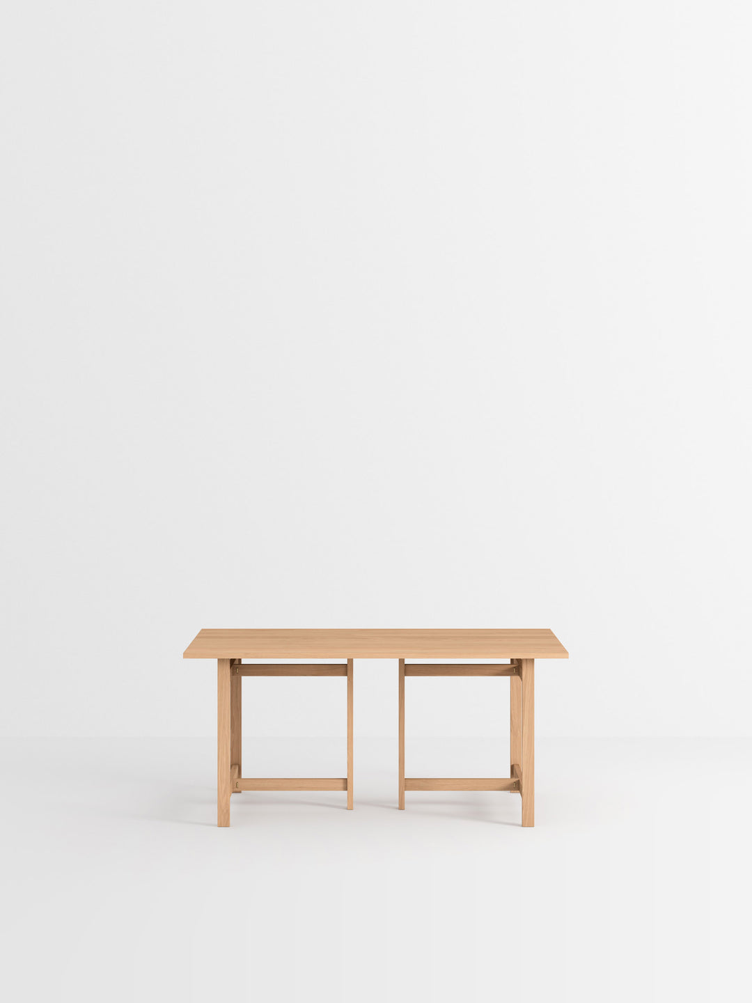 MOEBE - Rectangular Dining Table -