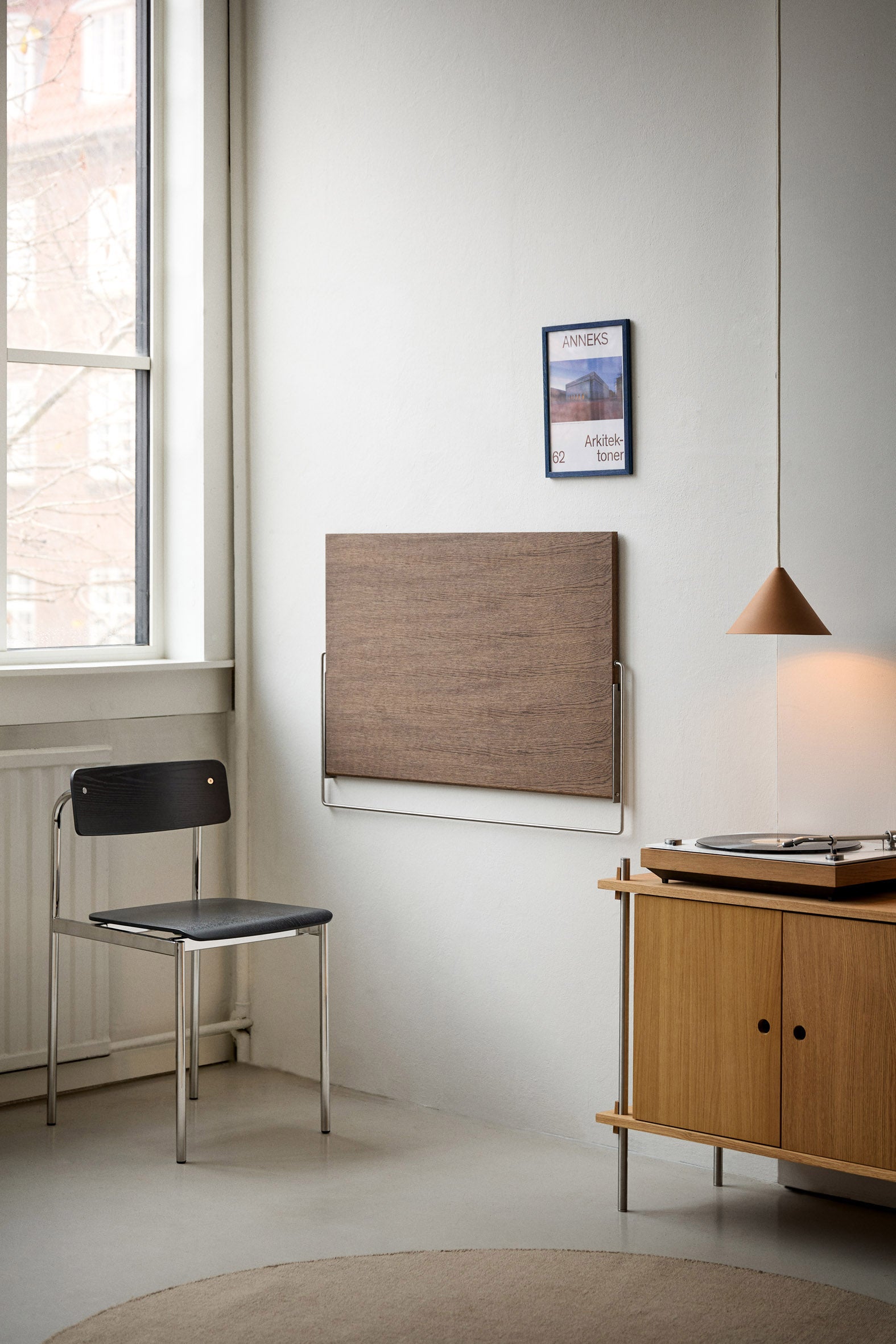 MOEBE - Fold-out Desk -