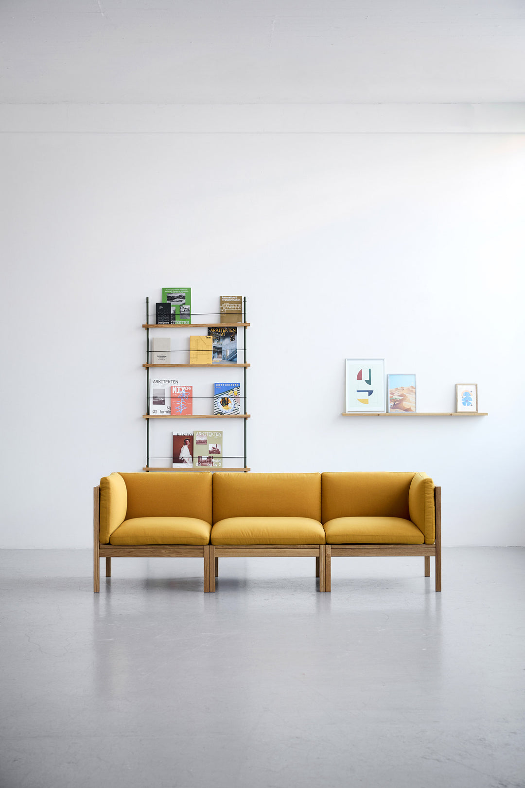 MOEBE - 3 Seater Sofa with Sides -