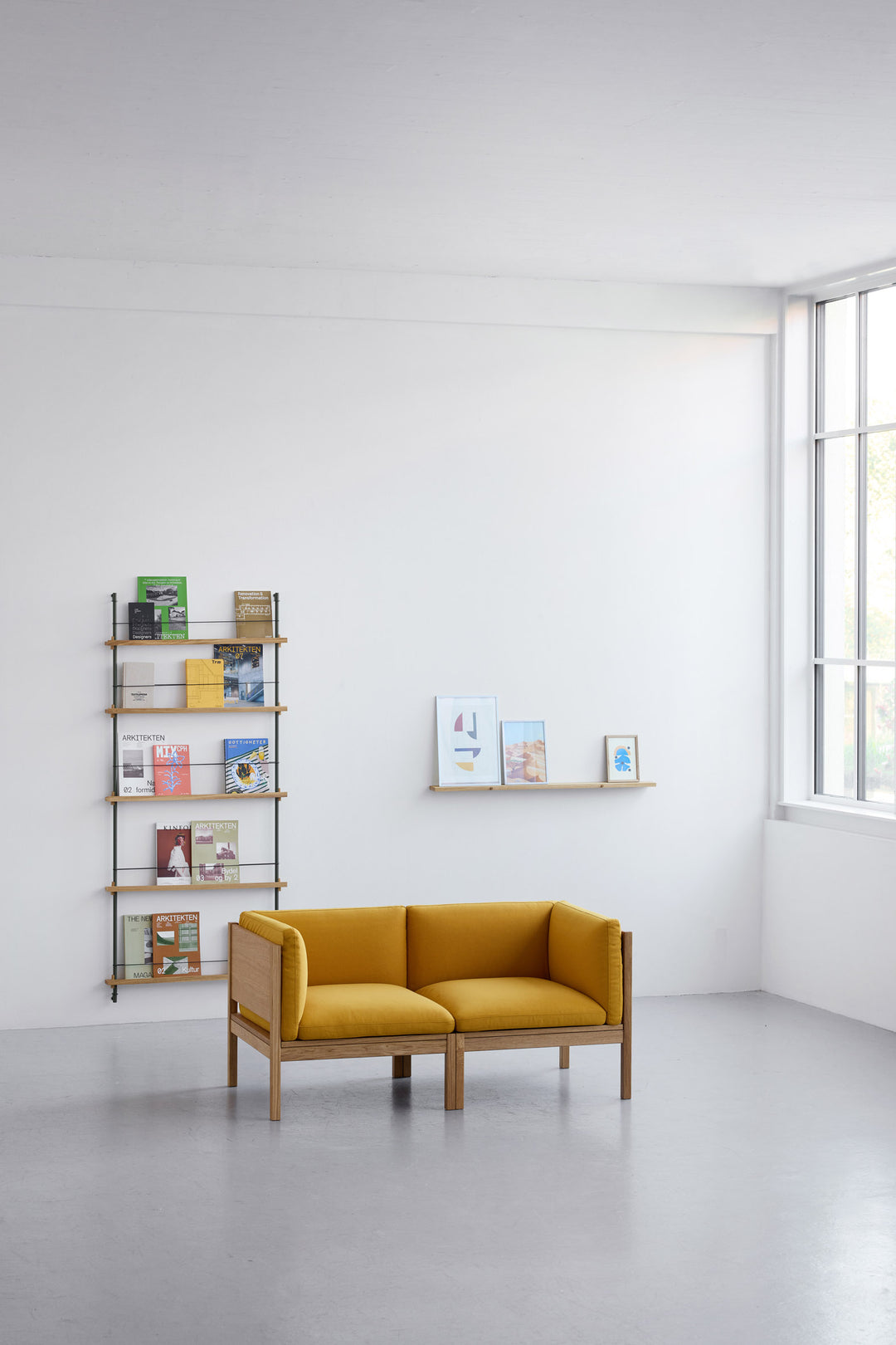 MOEBE - 2 Seater Sofa with Sides -