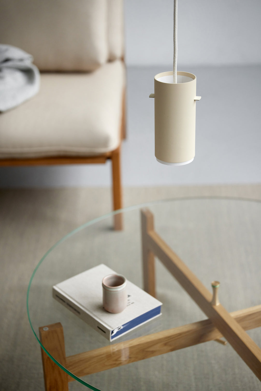 MOEBE - Round Coffee Table -