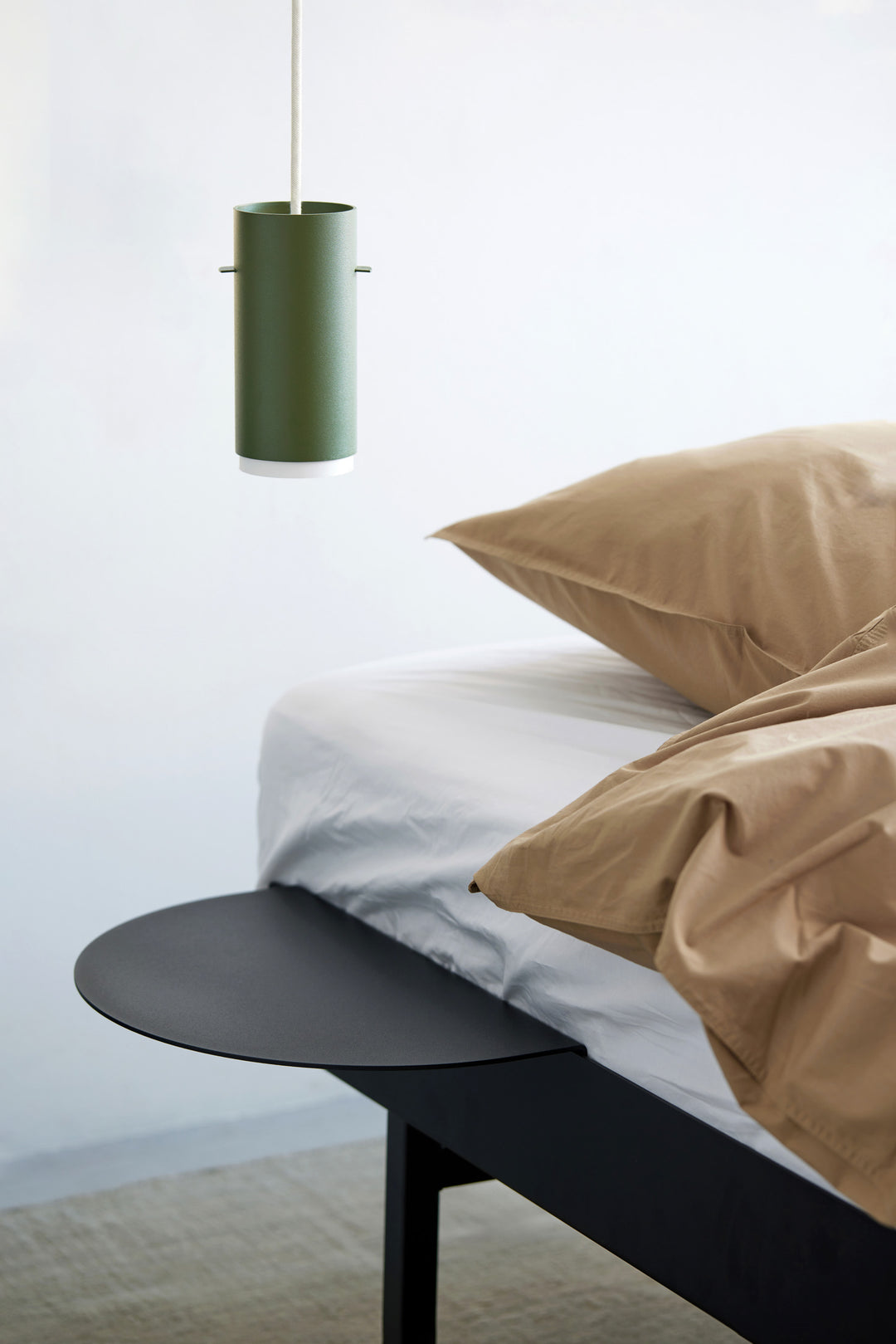 MOEBE - Bed 90 – 180 cm (High) -