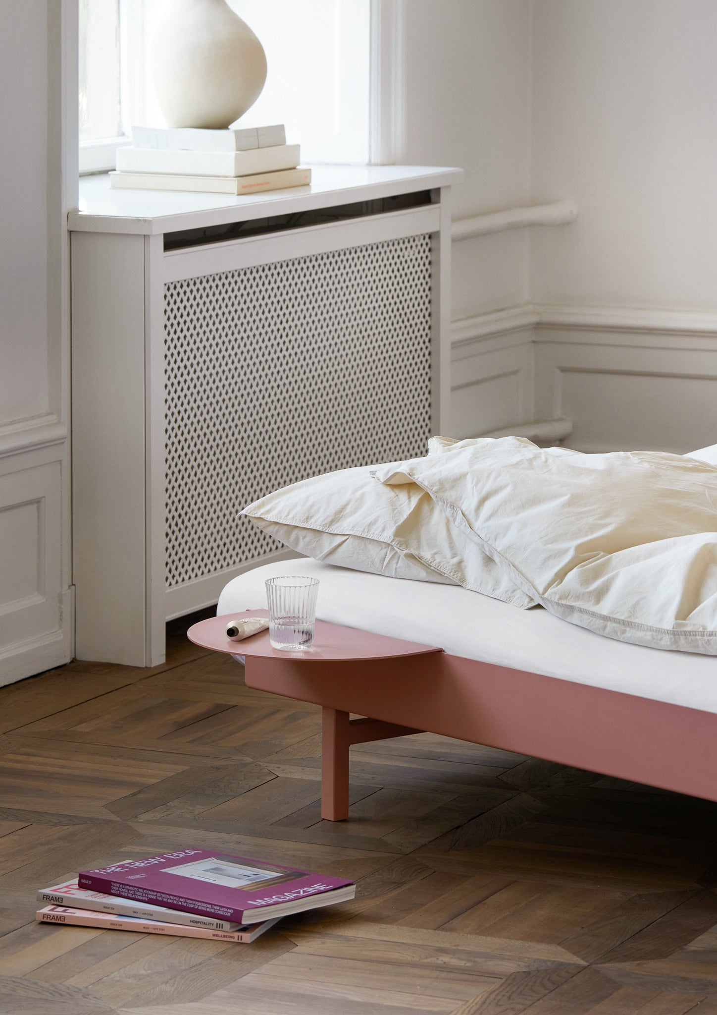 Bed 90 – 180 cm (Low)