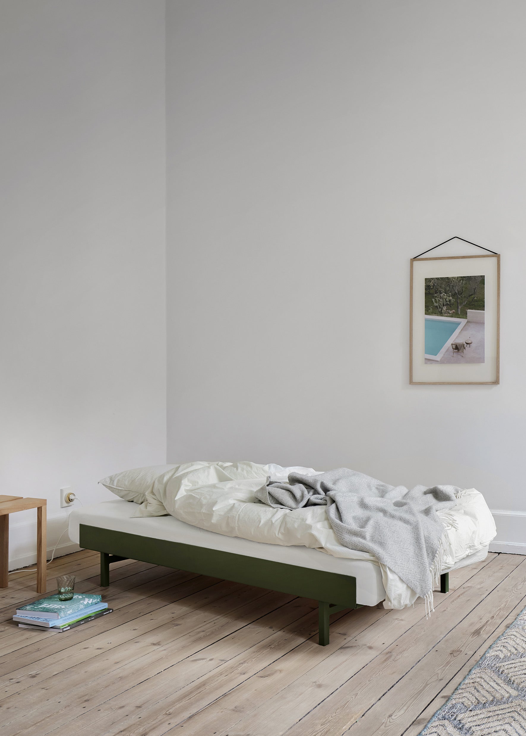 Bed 90 – 180 cm (Low)