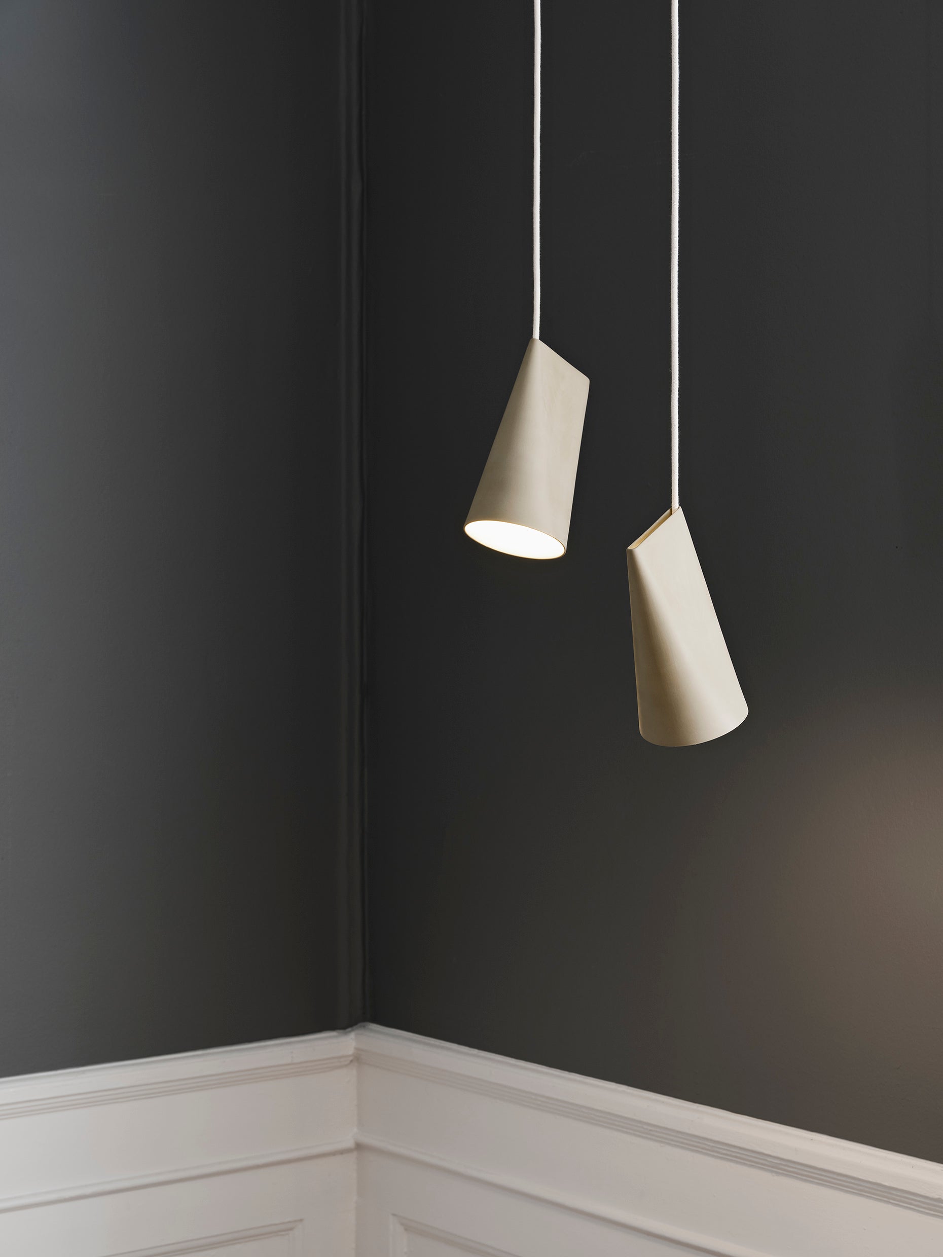 Ceramic Pendant – Narrow