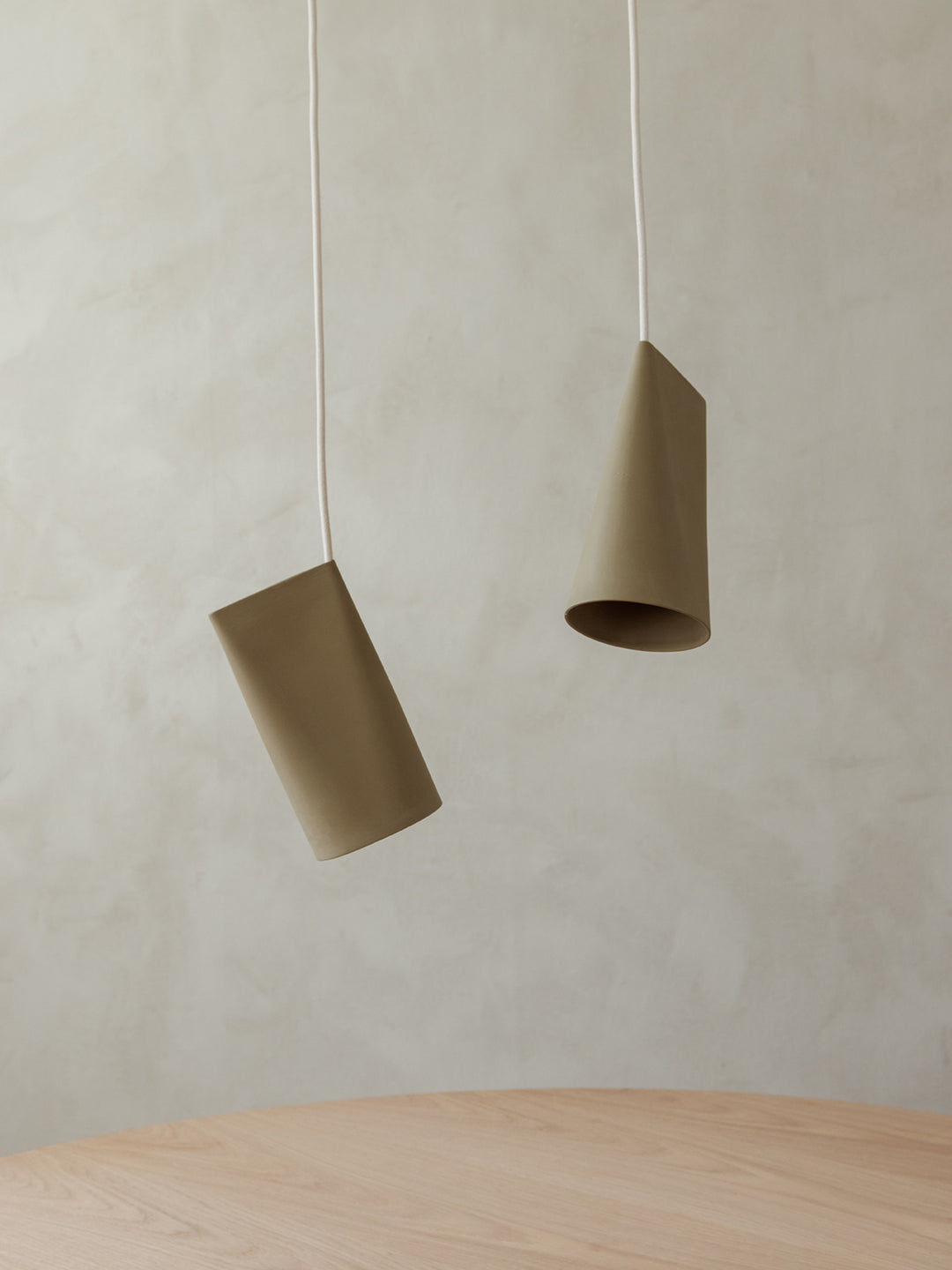 MOEBE - Ceramic Pendant – Narrow -