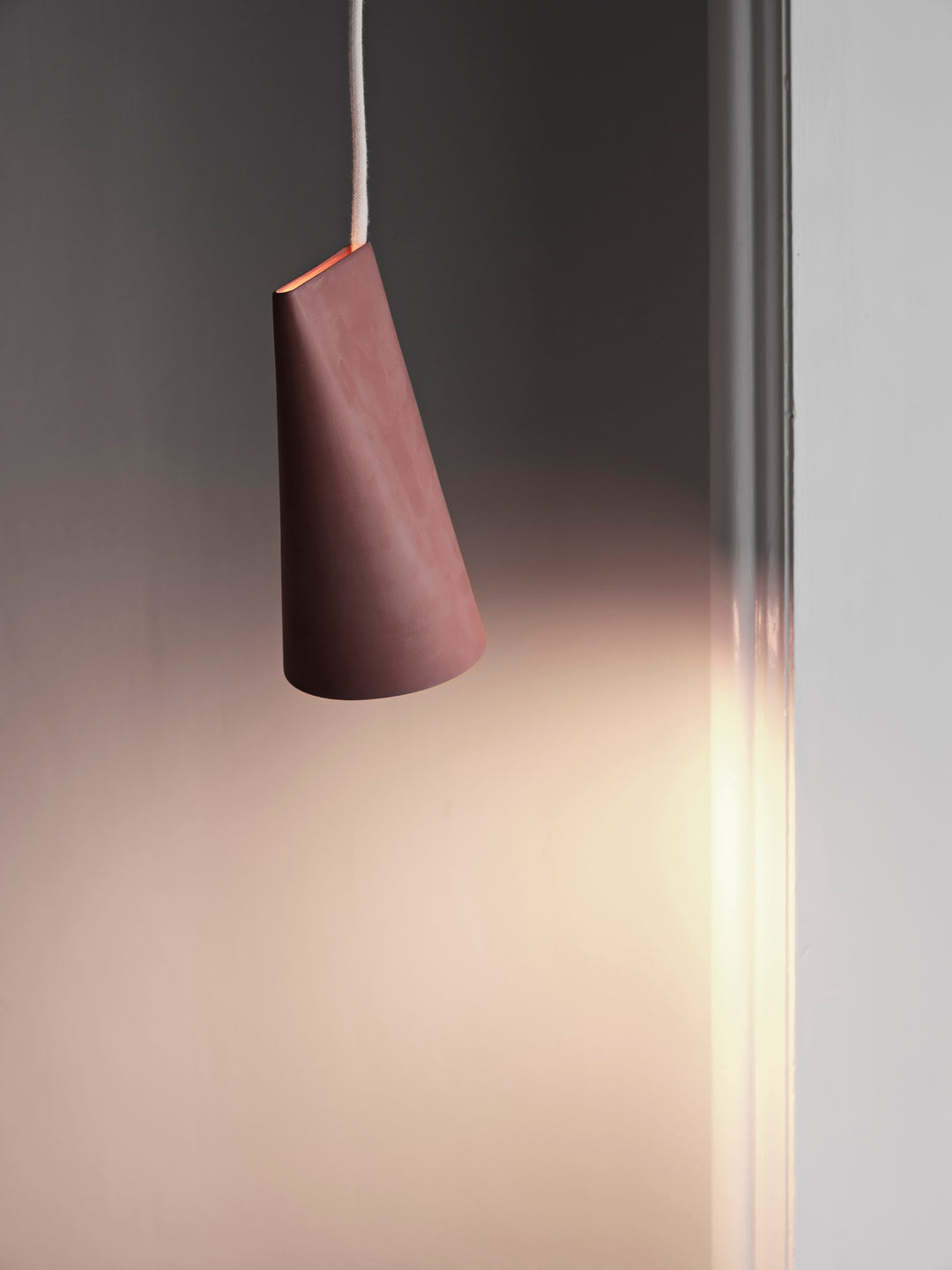 MOEBE - Ceramic Pendant – Narrow -