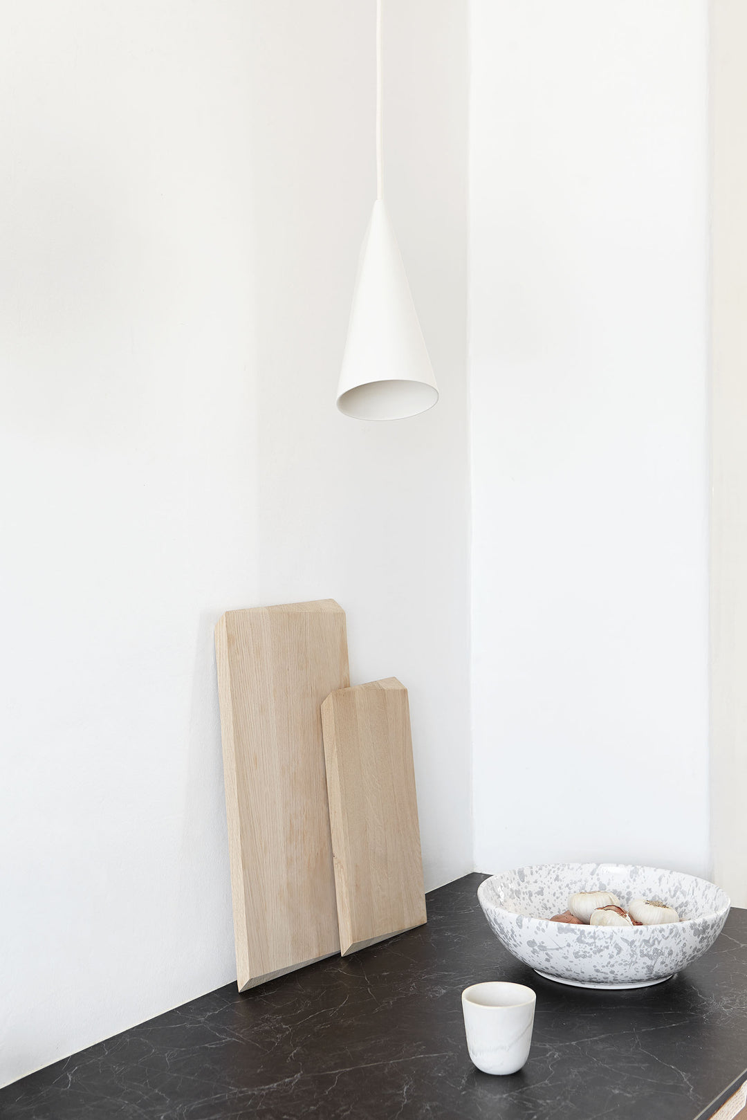 MOEBE - Ceramic Pendant – Narrow -