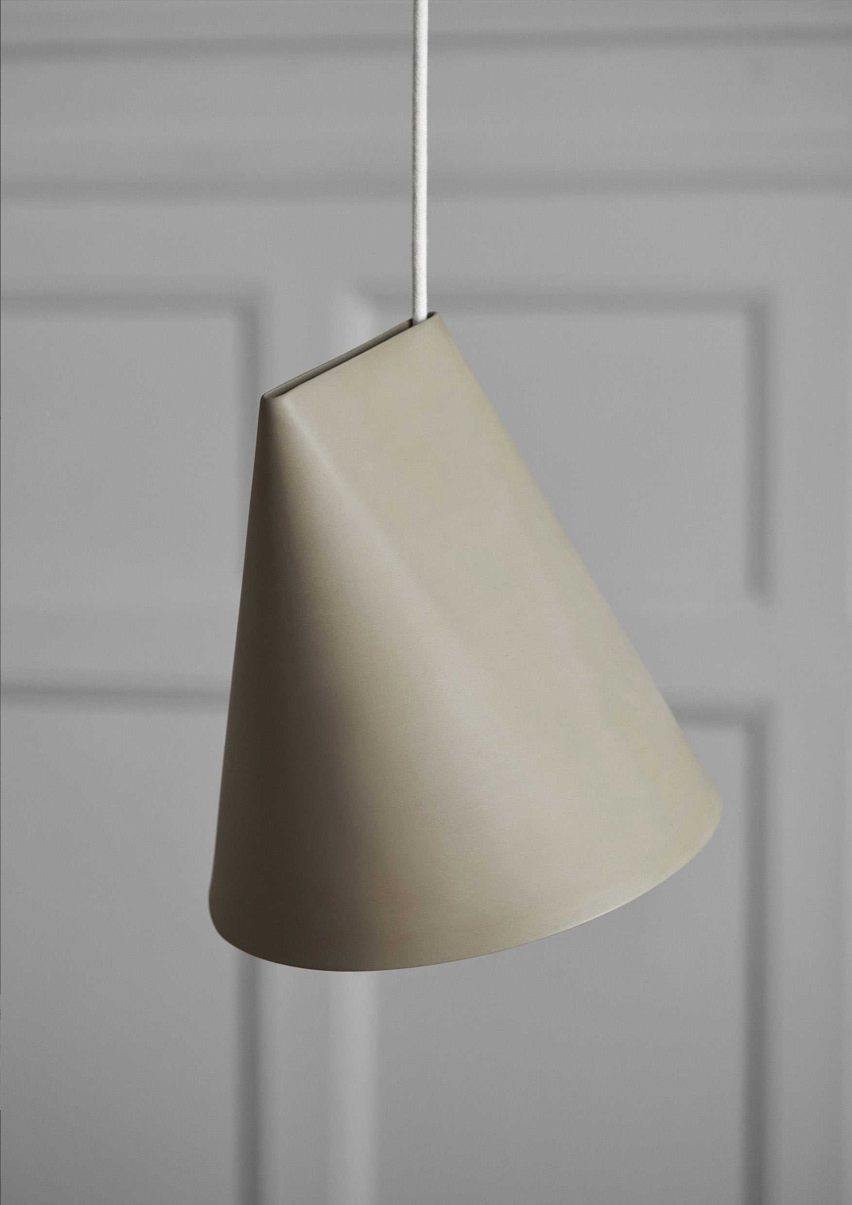 Ceramic Pendant – Narrow