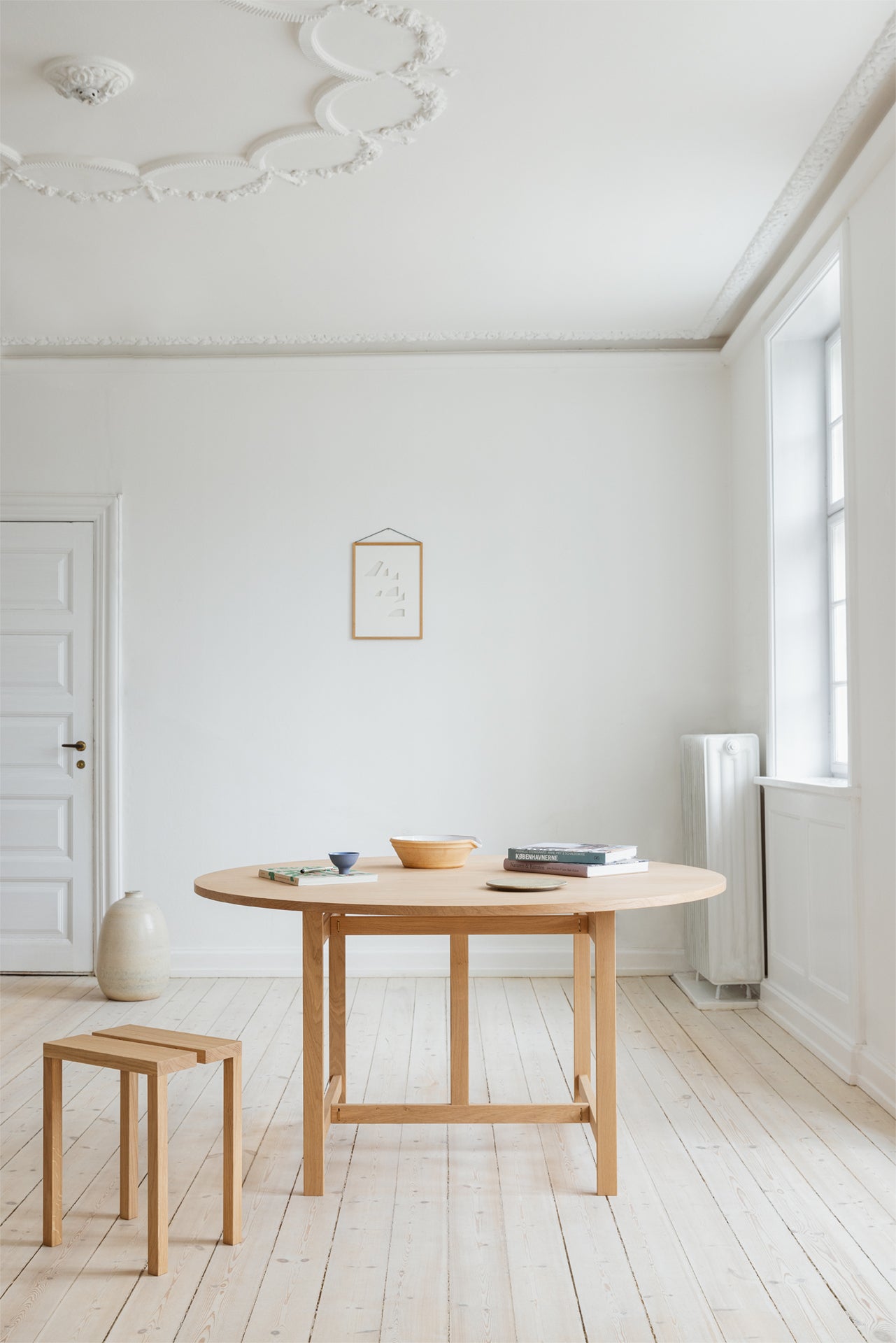 Round Dining Table