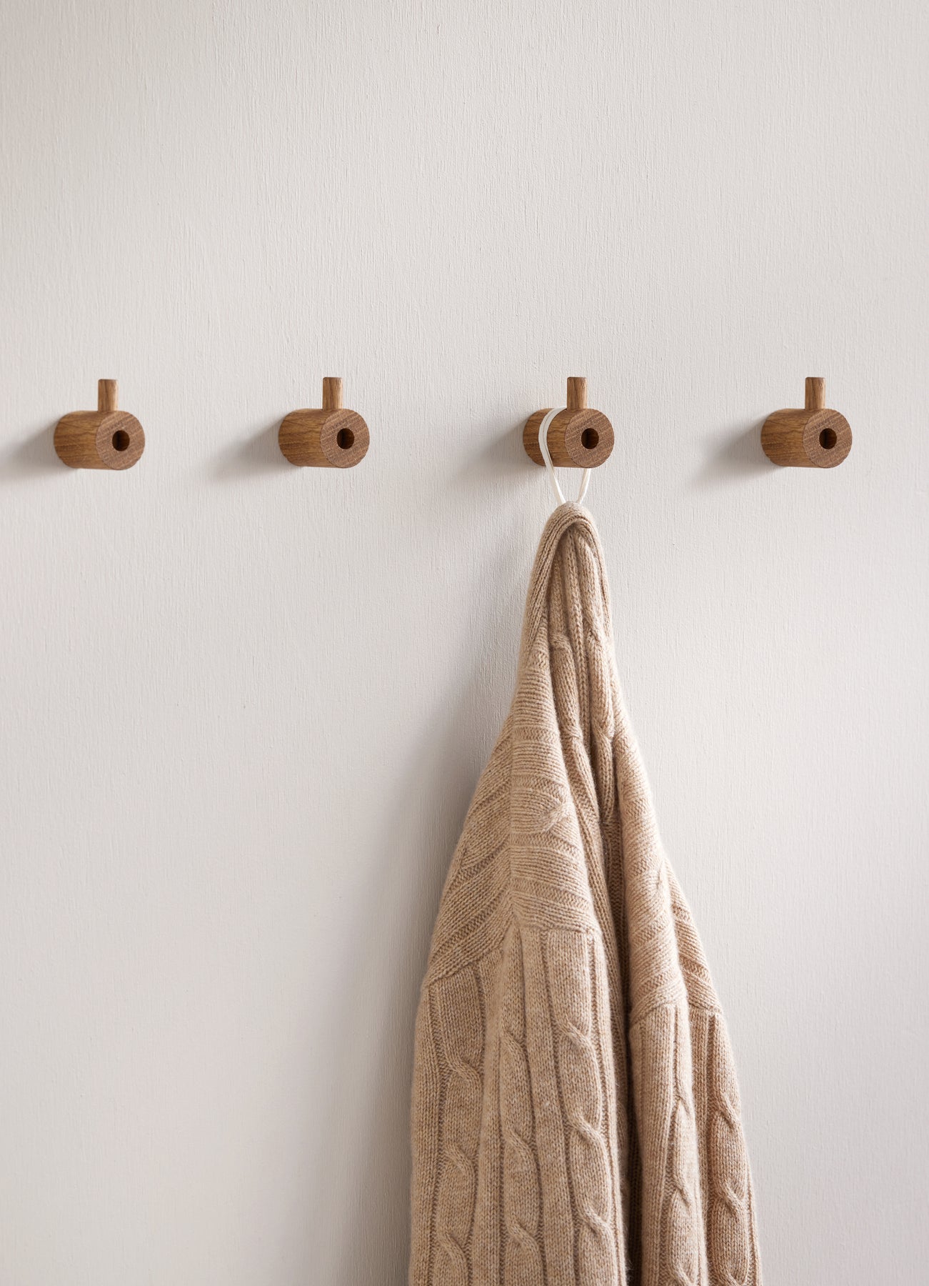 Wooden Wall Hook by MOEBE | Doing more, with less. – moebe.dk
